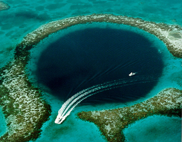 Exceptional Diving Sites: The Great Blue Hole, Belize