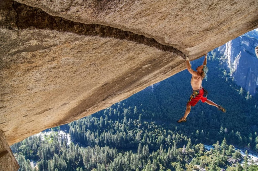 World’s Most Extreme: Free Solo Climbing